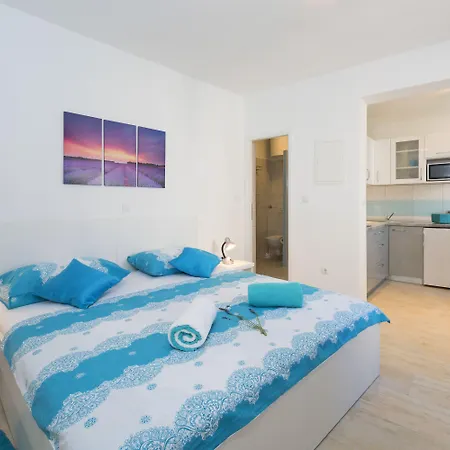Apartament Nona 1 *
