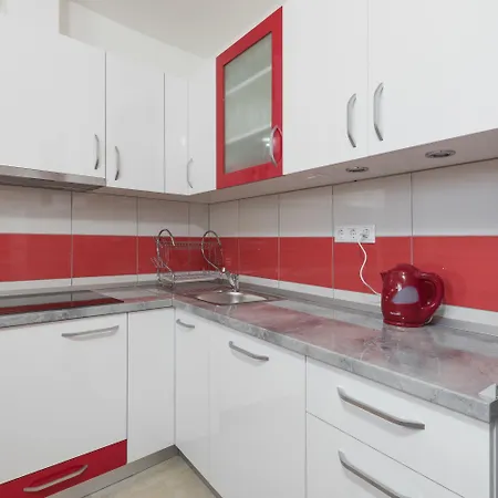 Apartament Nona 1 *
