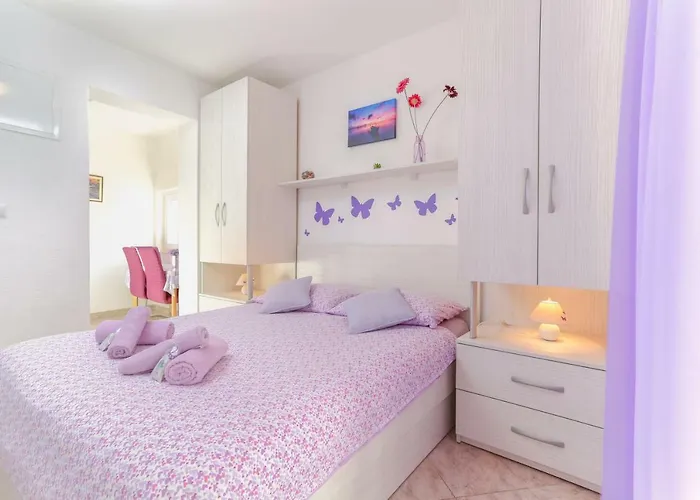 Nona 1 Apartment Hvar Town