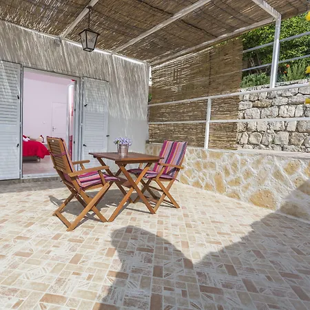 Nona 1 Apartman Hvar Town